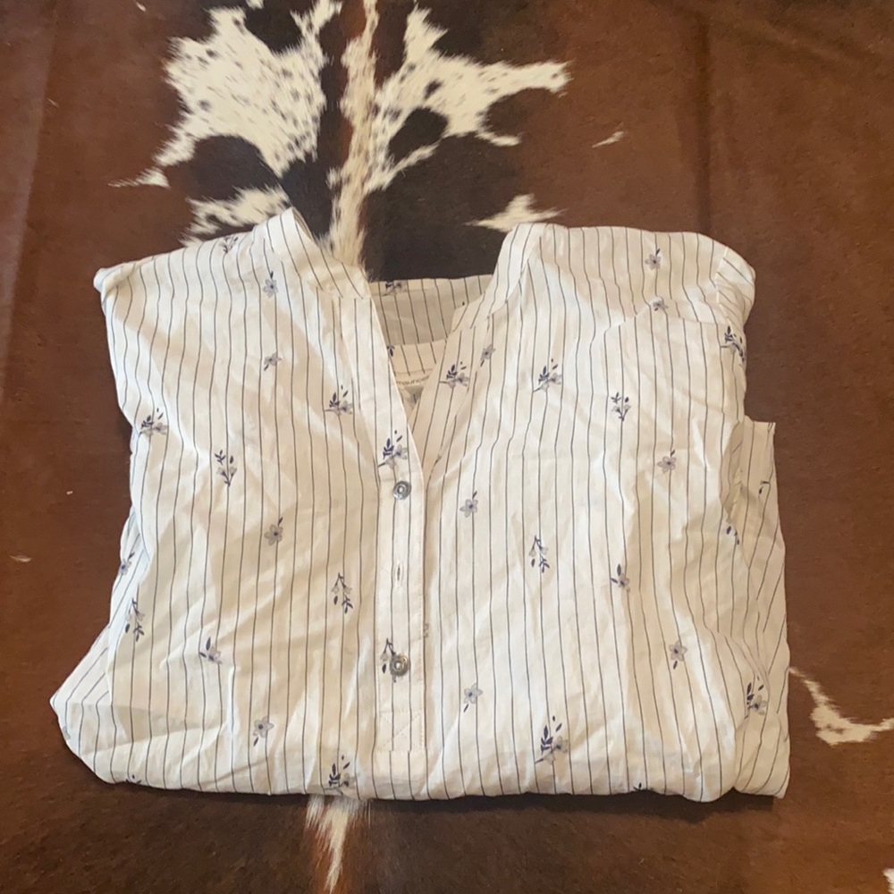 Long sleeve button up